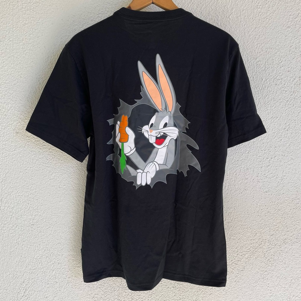 NWT CONVERSE x Looney Tunes Bugs Bunny shirt